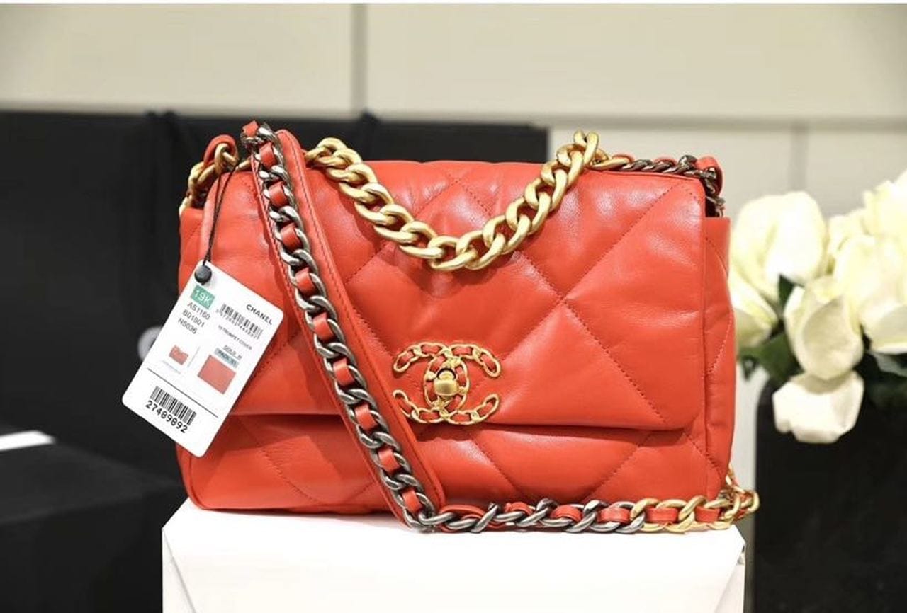 Chanel 19 Flap Bag 26cm Goatskin Leather Spring/Summer Act 1 Collection, Red