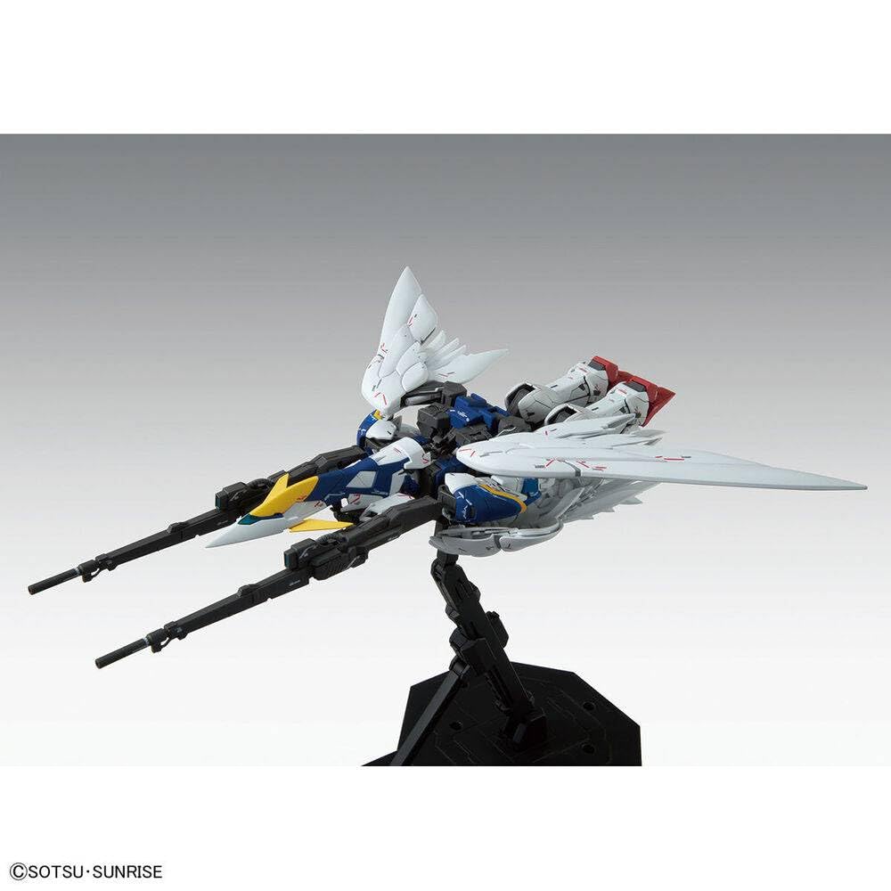 BANDAI Hobby EW-02 1/100 High Grade Endless Waltz Wing Gundam Zero Custom Model Kit