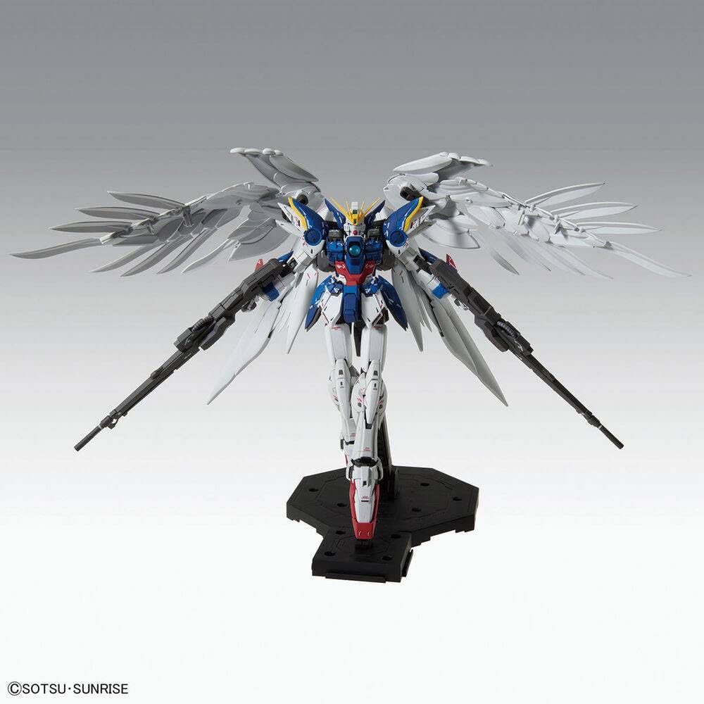 BANDAI Hobby EW-02 1/100 High Grade Endless Waltz Wing Gundam Zero Custom Model Kit