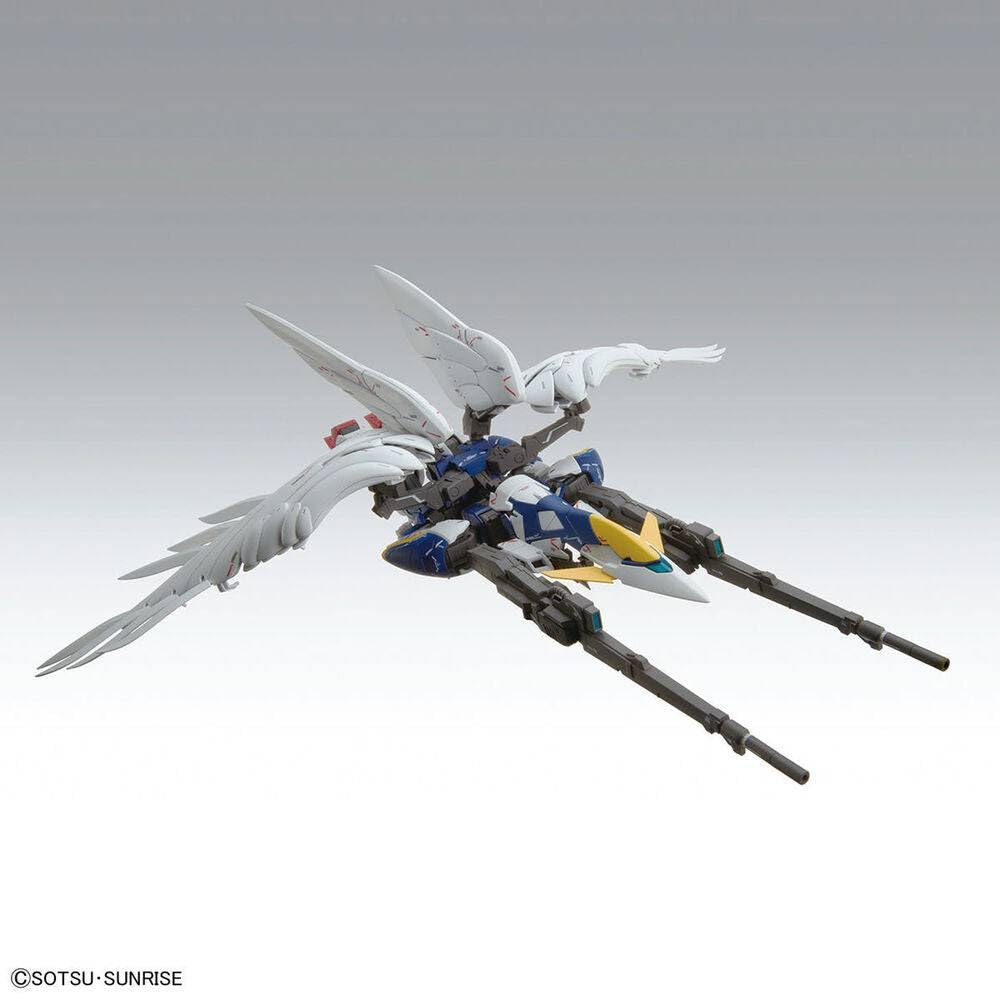 BANDAI Hobby EW-02 1/100 High Grade Endless Waltz Wing Gundam Zero Custom Model Kit