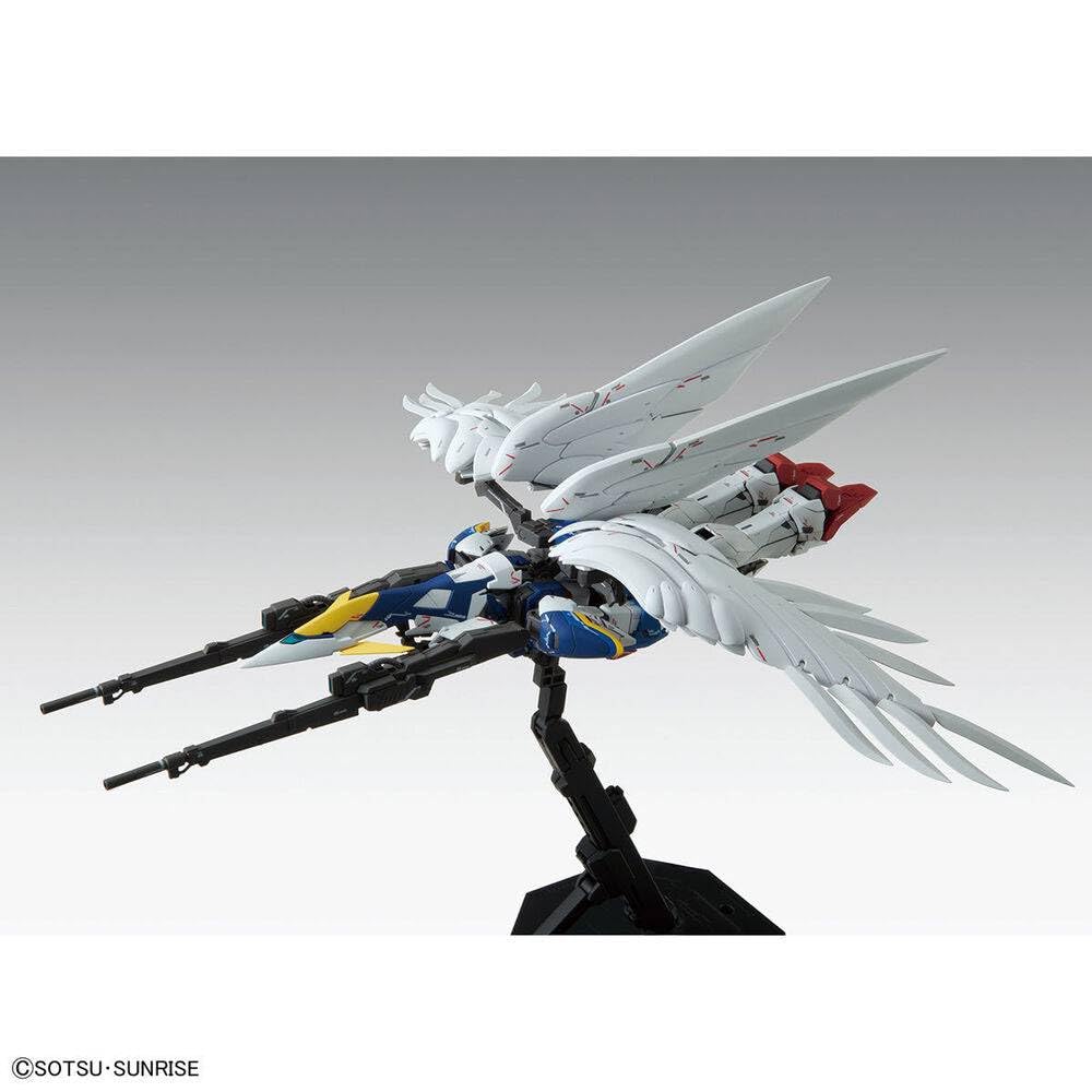 BANDAI Hobby EW-02 1/100 High Grade Endless Waltz Wing Gundam Zero Custom Model Kit