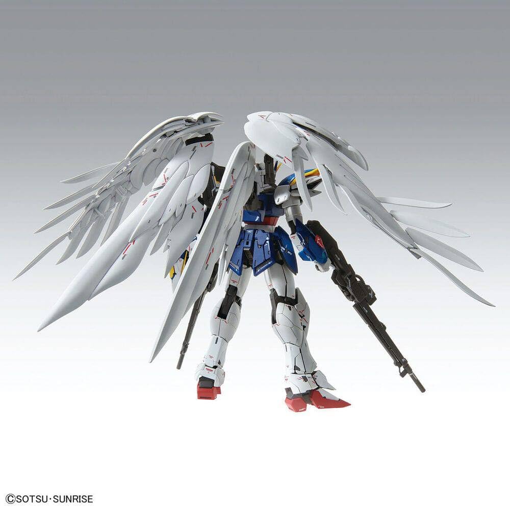BANDAI Hobby EW-02 1/100 High Grade Endless Waltz Wing Gundam Zero Custom Model Kit