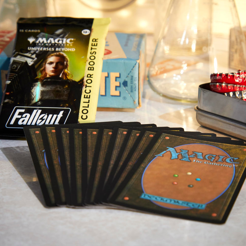Magic: The Gathering - Fallout Collector Booster Box - 12 Packs (180 Cards)